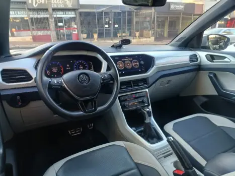 VOLKSWAGEN T-Cross 1.4 4P 250 TSI FLEX HIGHLINE AUTOMÁTICO, Foto 17 VOLKSWAGEN T-Cross 1.4 4P 250 TSI FLEX HIGHLINE AUTOMÁTICO, Foto 17