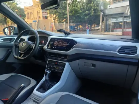 VOLKSWAGEN T-Cross 1.4 4P 250 TSI FLEX HIGHLINE AUTOMÁTICO, Foto 18 VOLKSWAGEN T-Cross 1.4 4P 250 TSI FLEX HIGHLINE AUTOMÁTICO, Foto 18