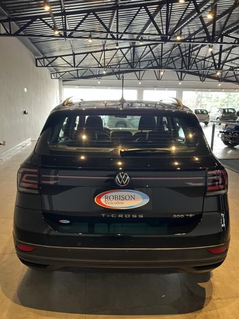 VOLKSWAGEN T-Cross 1.0 4P 200 TSI FLEX, Foto 5 VOLKSWAGEN T-Cross 1.0 4P 200 TSI FLEX, Foto 5