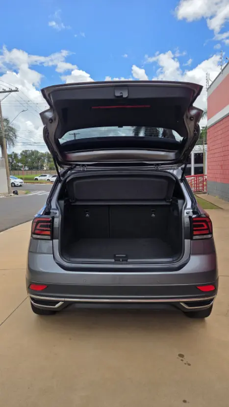 VOLKSWAGEN T-Cross 1.4 4P 250 TSI FLEX HIGHLINE AUTOM�TICO, Foto 9