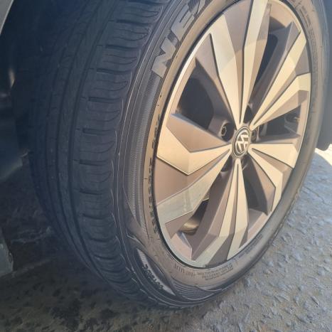 VOLKSWAGEN T-Cross 1.4 4P 250 TSI FLEX HIGHLINE AUTOM�TICO, Foto 8