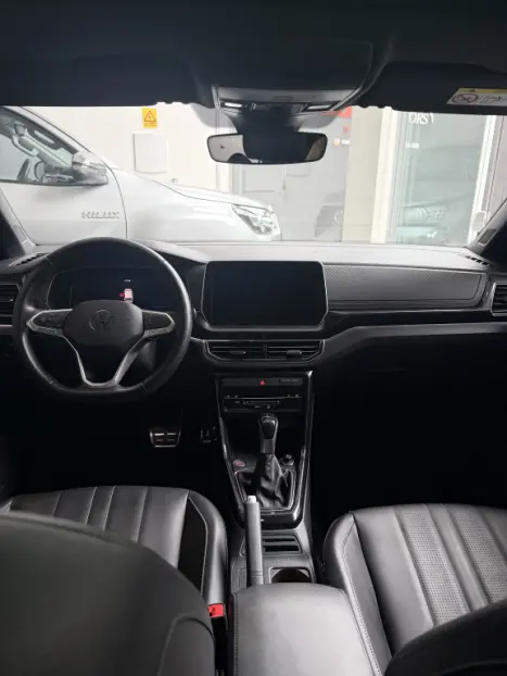 VOLKSWAGEN T-Cross 1.4 4P 250 TSI FLEX HIGHLINE AUTOM�TICO, Foto 12