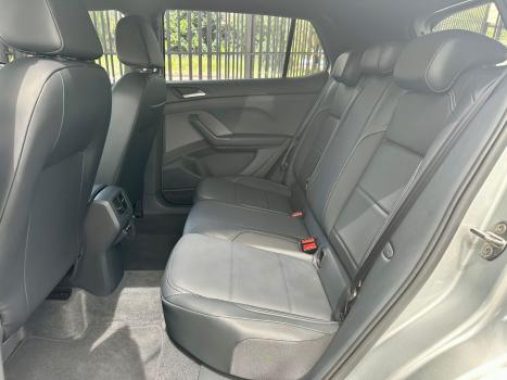 VOLKSWAGEN T-Cross 1.0 4P 200 TSI FLEX COMFORTLINE AUTOM�TICO, Foto 7