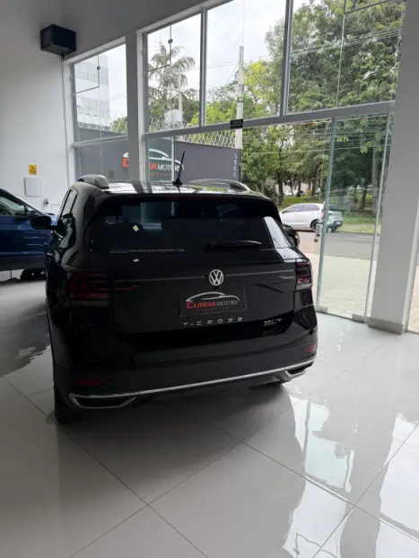 VOLKSWAGEN T-Cross 1.4 4P 250 TSI FLEX HIGHLINE AUTOM�TICO, Foto 11