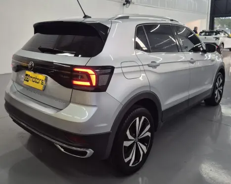 VOLKSWAGEN T-Cross 1.4 4P 250 TSI FLEX HIGHLINE AUTOM�TICO, Foto 4