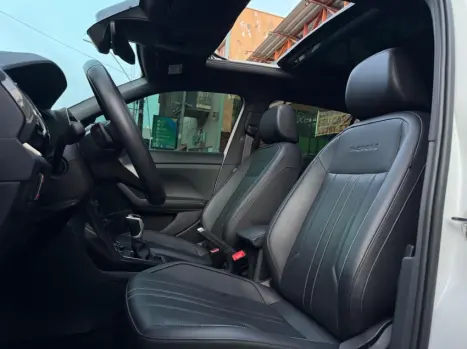 VOLKSWAGEN T-Cross 1.4 4P 250 TSI FLEX HIGHLINE AUTOM�TICO, Foto 6