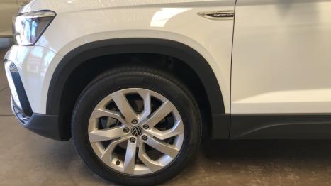VOLKSWAGEN Taos 1.4 16V 4P FLEX 250 TSI CONFORTLINE AUTOMÁTICO, Foto 10 VOLKSWAGEN Taos 1.4 16V 4P FLEX 250 TSI CONFORTLINE AUTOMÁTICO, Foto 10
