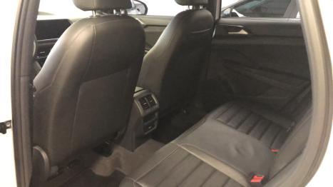 VOLKSWAGEN Taos 1.4 16V 4P FLEX 250 TSI HIGHLINE AUTOMTICO, Foto 14