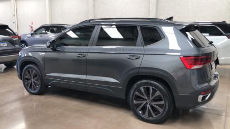VOLKSWAGEN Taos 1.4 16V 4P FLEX 250 TSI COMFORTLINE AUTOMTICO, Foto 4