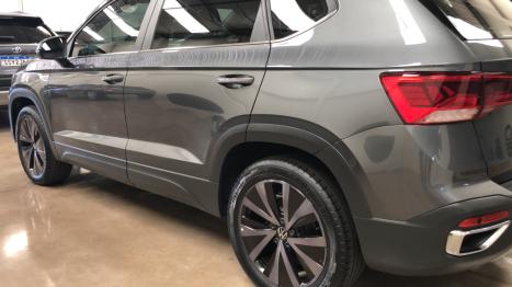 VOLKSWAGEN Taos 1.4 16V 4P FLEX 250 TSI COMFORTLINE AUTOMTICO, Foto 13