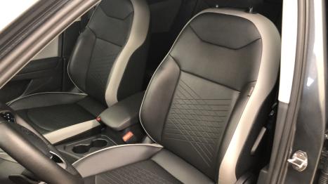 VOLKSWAGEN Taos 1.4 16V 4P FLEX 250 TSI COMFORTLINE AUTOMTICO, Foto 18