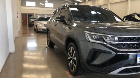 VOLKSWAGEN Taos 1.4 16V 4P FLEX 250 TSI HIGHLINE AUTOM�TICO, Foto 4