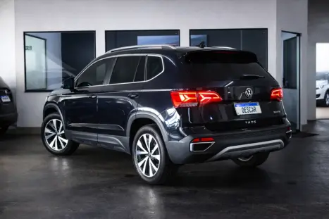 VOLKSWAGEN Taos 1.4 16V 4P FLEX 250 TSI HIGHLINE AUTOM�TICO, Foto 5