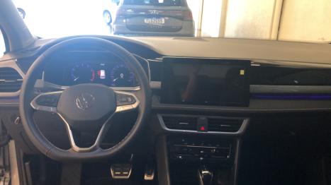 VOLKSWAGEN Taos 1.4 16V 4P FLEX 250 TSI HIGHLINE AUTOM�TICO, Foto 16