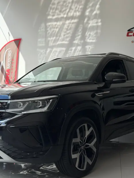 VOLKSWAGEN Taos 1.4 16V 4P FLEX 250 TSI HIGHLINE AUTOM�TICO, Foto 4