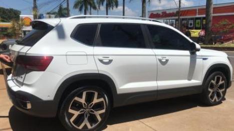 VOLKSWAGEN Taos 1.4 16V 4P FLEX 250 TSI HIGHLINE AUTOM�TICO, Foto 2
