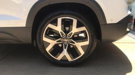 VOLKSWAGEN Taos 1.4 16V 4P FLEX 250 TSI HIGHLINE AUTOM�TICO, Foto 6