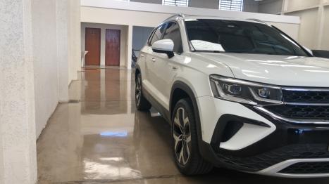 VOLKSWAGEN Taos 1.4 16V 4P FLEX 250 TSI HIGHLINE AUTOM�TICO, Foto 16