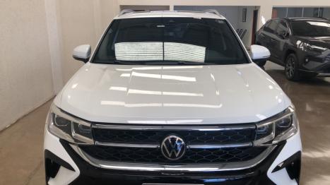 VOLKSWAGEN Taos 1.4 16V 4P FLEX 250 TSI HIGHLINE AUTOM�TICO, Foto 21