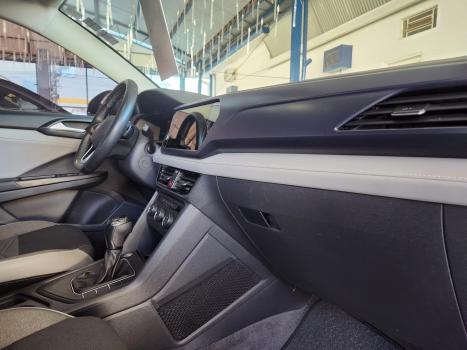 VOLKSWAGEN Taos 1.4 16V 4P FLEX 250 TSI COMFORTLINE AUTOM�TICO, Foto 13