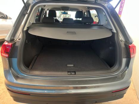 VOLKSWAGEN Tiguan 1.4 250 TSI TOTAL FLEX ALLSPACE COMFORTLINE TURBO AUTOMTICO TIPTRONIC, Foto 11