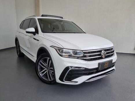 VOLKSWAGEN Tiguan 1.4 250 TSI TOTAL FLEX ALLSPACE COMFORTLINE TURBO AUTOM�TICO TIPTRONIC, Foto 5