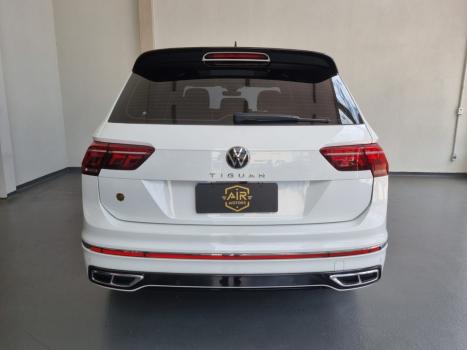 VOLKSWAGEN Tiguan 1.4 250 TSI TOTAL FLEX ALLSPACE COMFORTLINE TURBO AUTOM�TICO TIPTRONIC, Foto 8