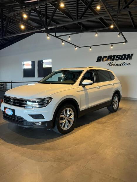 VOLKSWAGEN Tiguan 1.4 250 TSI TOTAL FLEX ALLSPACE COMFORTLINE TURBO AUTOM�TICO TIPTRONIC, Foto 1