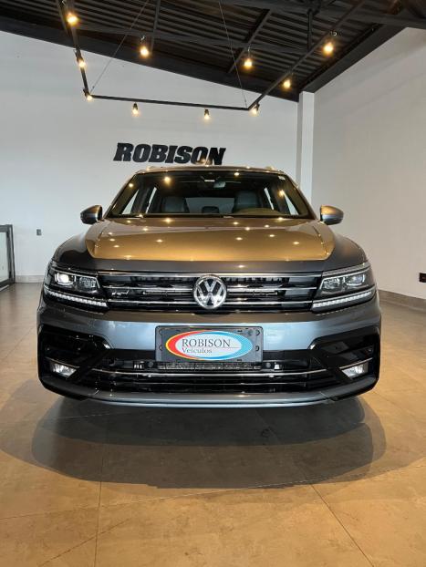 VOLKSWAGEN Tiguan 2.0 16V 4P TSI 350 TURBO R-LINE 4MOTION DSG AUTOM�TICO, Foto 3