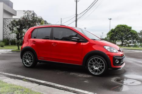 VOLKSWAGEN UP 1.0 4P FLEX 170 TSI XTREME, Foto 2