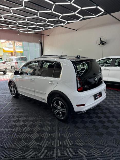 VOLKSWAGEN UP 1.0 4P FLEX 170 TSI XTREME, Foto 6