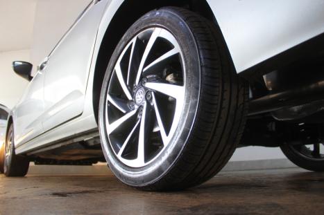 VOLKSWAGEN Virtus 1.0 4P 200 TSI FLEX HIGHLINE AUTOMTICO, Foto 6