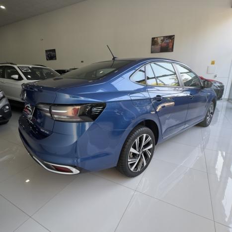 VOLKSWAGEN Virtus 1.0 4P 200 TSI FLEX HIGHLINE AUTOM�TICO, Foto 2