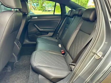 VOLKSWAGEN Virtus 1.4 4P 250 TSI EXCLUSIVE AUTOM�TICO, Foto 7
