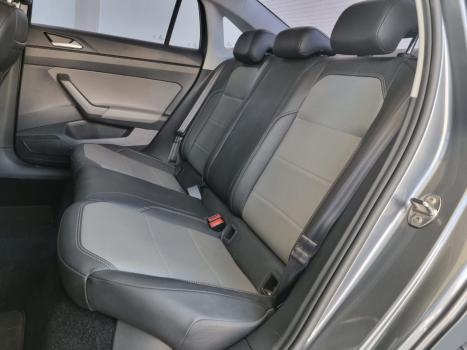 VOLKSWAGEN Virtus 1.0 4P 200 TSI FLEX HIGHLINE AUTOM�TICO, Foto 3