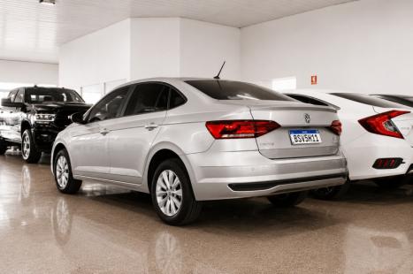VOLKSWAGEN Virtus 1.0 4P 200 TSI FLEX COMFORTLINE AUTOM�TICO, Foto 5