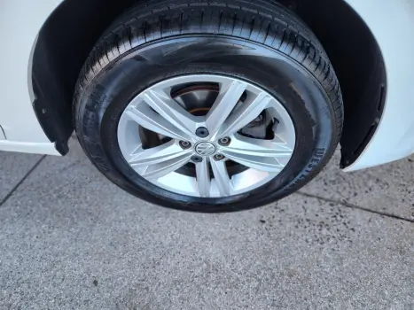 VOLKSWAGEN Virtus 1.6 4P MSI FLEX AUTOM�TICO, Foto 11