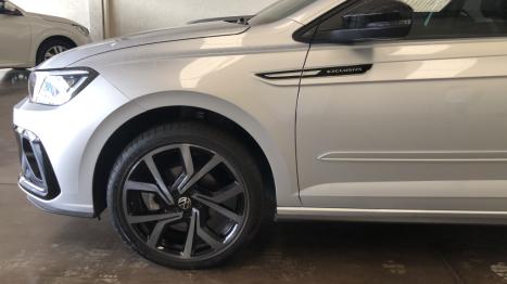 VOLKSWAGEN Virtus 1.4 4P 250 TSI EXCLUSIVE AUTOM�TICO, Foto 5