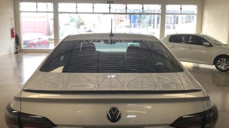 VOLKSWAGEN Virtus 1.4 4P 250 TSI EXCLUSIVE AUTOM�TICO, Foto 17