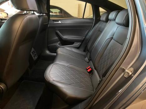 VOLKSWAGEN Virtus 1.4 4P 250 TSI EXCLUSIVE AUTOM�TICO, Foto 8
