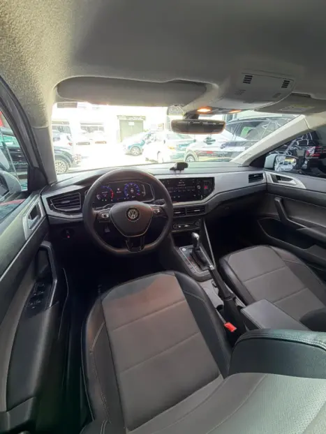 VOLKSWAGEN Virtus 1.0 4P 200 TSI FLEX HIGHLINE AUTOM�TICO, Foto 9