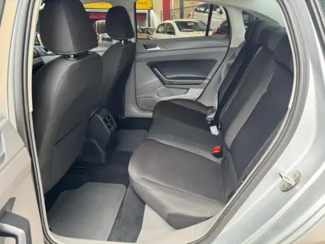 VOLKSWAGEN Virtus 1.0 4P 200 TSI FLEX COMFORTLINE AUTOMÁTICO, Foto 6