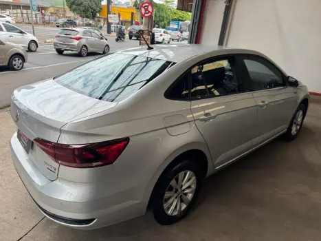 VOLKSWAGEN Virtus 1.0 4P 200 TSI FLEX COMFORTLINE AUTOMÁTICO, Foto 7