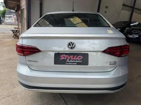VOLKSWAGEN Virtus 1.0 4P 200 TSI FLEX COMFORTLINE AUTOMÁTICO, Foto 10