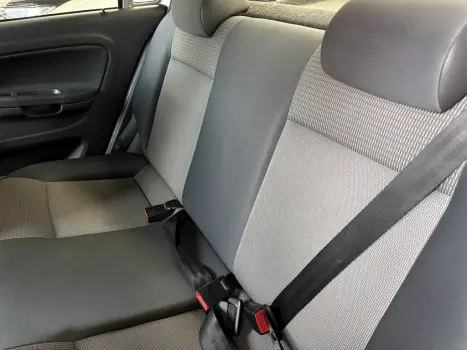 VOLKSWAGEN Voyage 1.6 4P FLEX, Foto 8