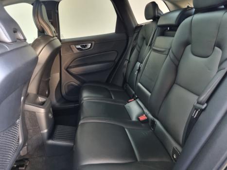 VOLVO XC60 2.0 16V 4P T8 HYBRID MOMENTUM AWD GEARTRONIC AUTOM�TICO, Foto 3