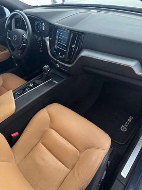 VOLVO XC60 2.0 4P T5 MOMENTUM TURBO AUTOM�TICO, Foto 11