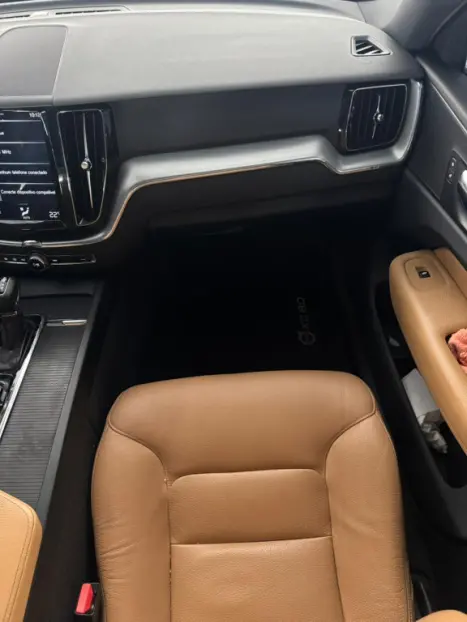 VOLVO XC60 2.0 4P T5 MOMENTUM TURBO AUTOM�TICO, Foto 18