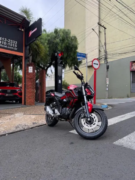 YAMAHA FZ 15 Fazer ABS, Foto 4