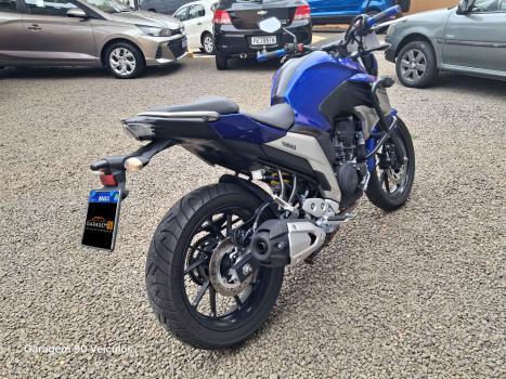 YAMAHA FZ 25 250 Fazer Flex , Foto 2